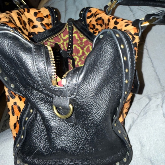 OrYANY Leopard Print Women's Bag with Black Accents - Picture 5 of 10